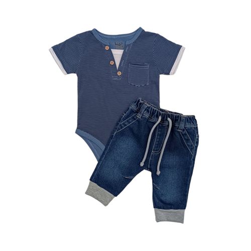 Conjunto rayado azul con pantalón