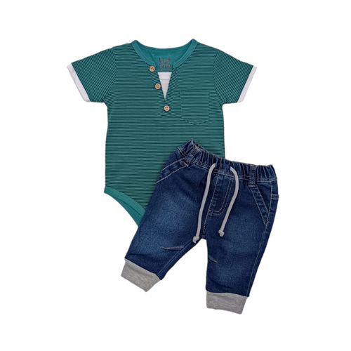 Conjunto rayado verde con pantalón