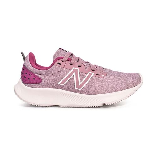 Sneakers con textura rosa