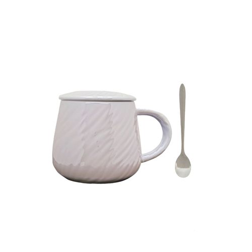 Taza con textura blanca