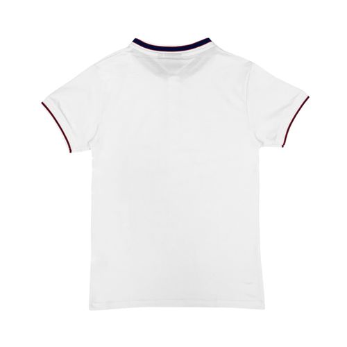 Camiseta blanca con botones