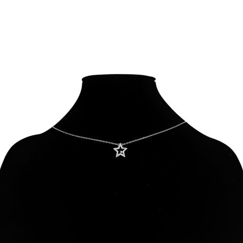 Collar con estrella plateados