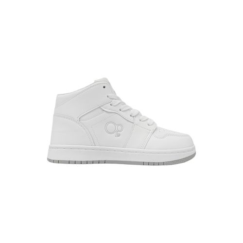 Sneakers blancos con textura