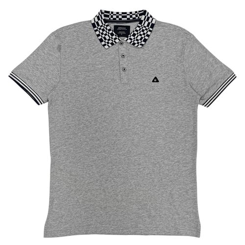 Camisa tipo polo gris sólido