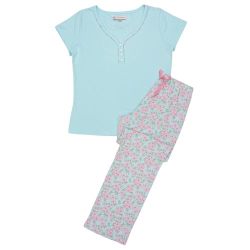 Pijama con pantalón celeste estampado floral