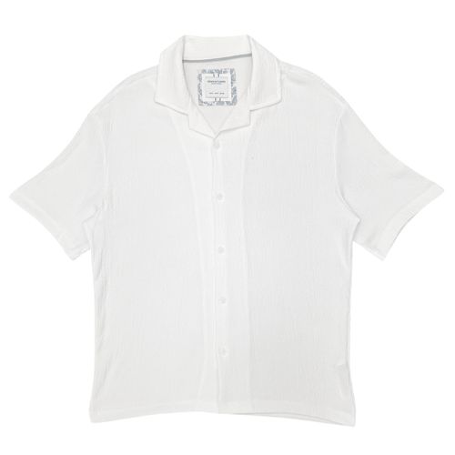 Camisa casual blanca con textura