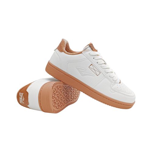 Sneakers blancos con textura