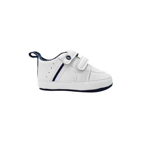 Tenis blanco con textura