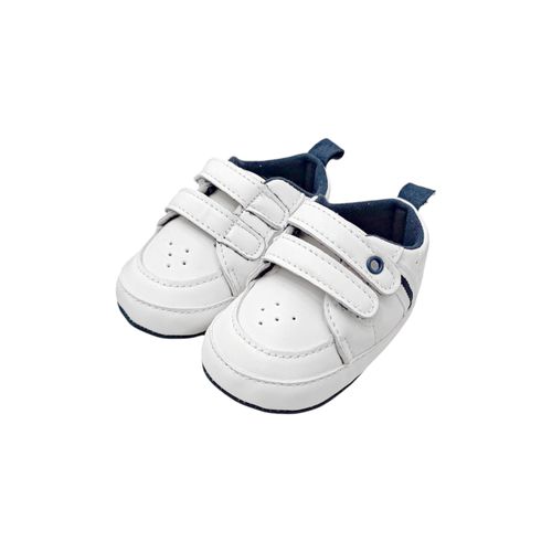 Tenis blanco con textura