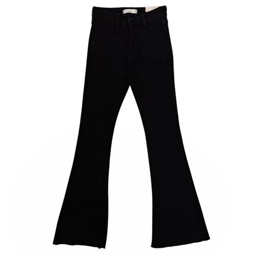 Flare jeans negro sólido