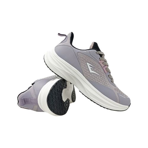 Sneakers con textura gris para mujer