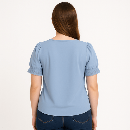 Blusa celeste sólida