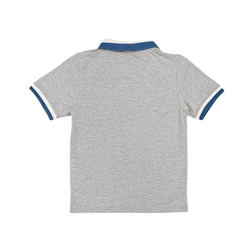 Camisa tipo polo gris para niño