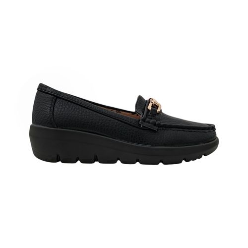 Calzado loafer beige para mujer