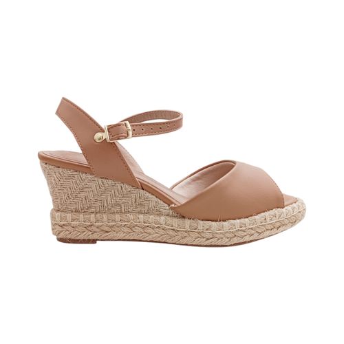 Sandalia con plataforma casual beige