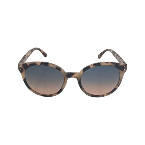 Lentes casuales de sol para mujer