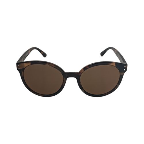Lentes casuales de sol para mujer