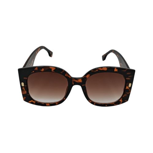 Lentes casuales de sol para mujer