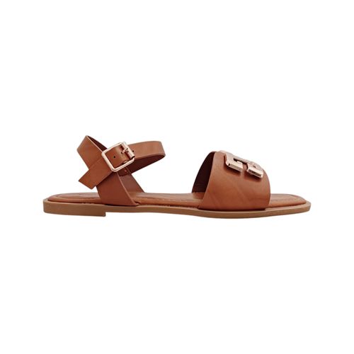 Sandalias café con textura para mujer
