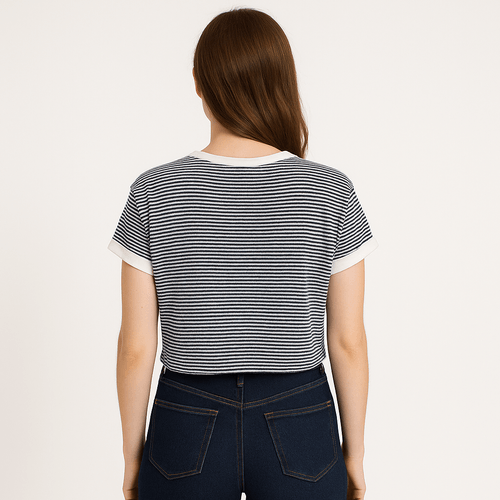 Crop top negro rayado