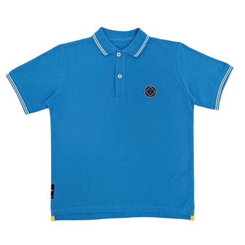 Camisa tipo polo celeste sólida para niño