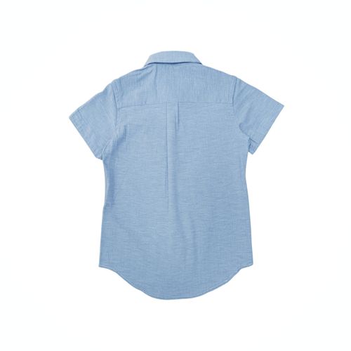 Camisa celeste para niño