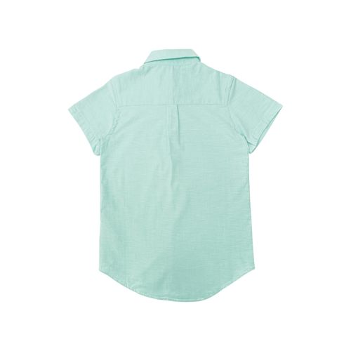 Camisa verde para niño