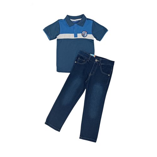 Conjunto rayado para niño