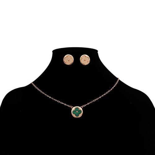 Set de collar y aretes de trébol