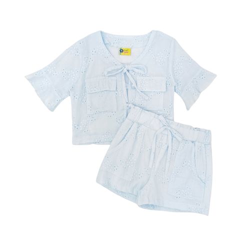 Conjunto celeste para niña