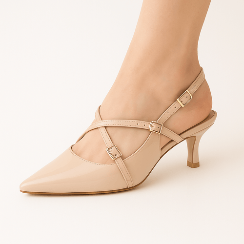 Tacones beige de charol para mujer