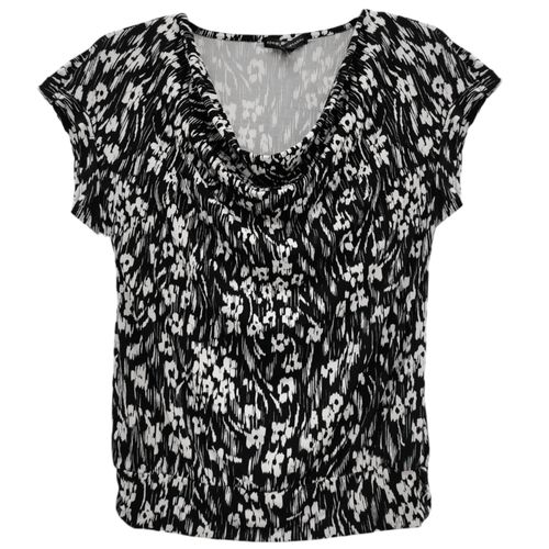 Blusa negra con estampado floral y cuello en cascada para mujer