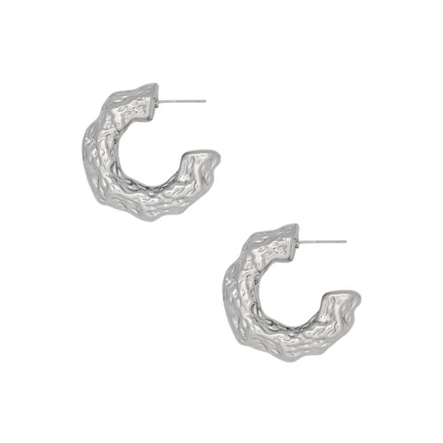 Argolla casual en color plateado y con textura para mujer