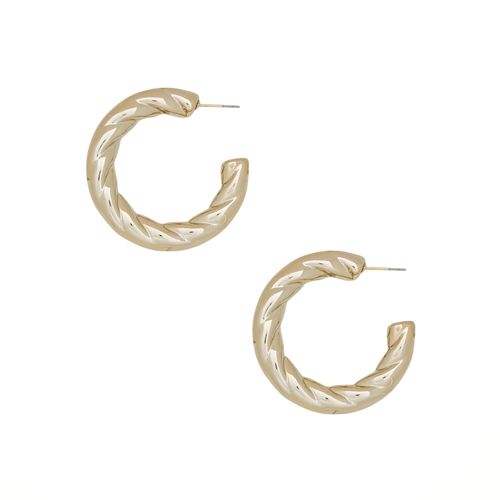 Argolla casual en color dorado y con textura para mujer