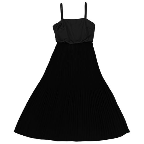 Vestido en color negro y con detalle plizado para mujer