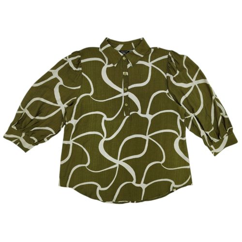Blusa verde olivo casual de mangas 3/4 para mujer