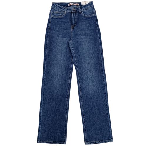Straight jeans color azul lavado con cintura alta para mujer