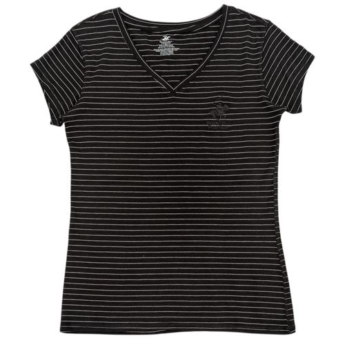 Camiseta color negro con cuello en V y mangas cortas para mujer