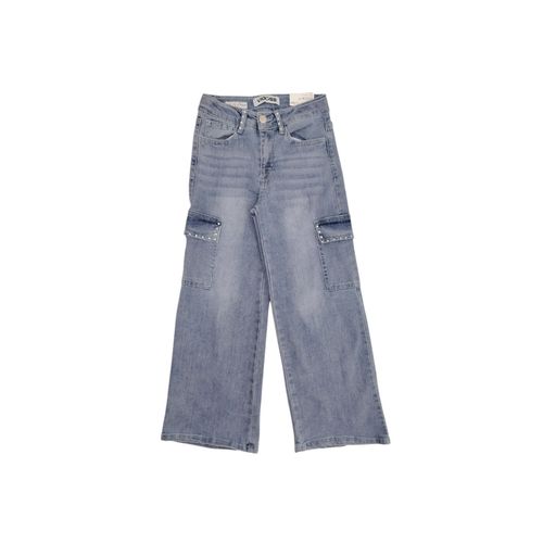 Wide leg jeans color azul lavado tipo cargo para niña