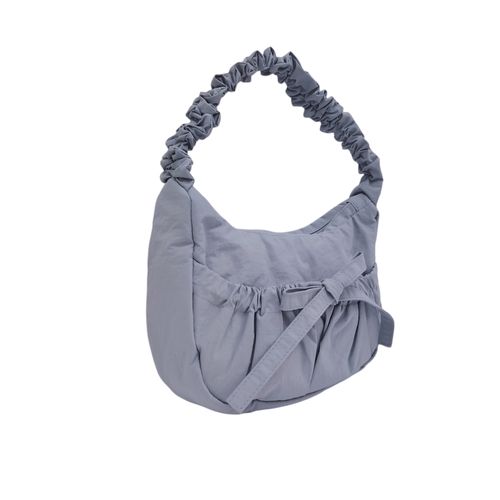 Cartera de mano en color celeste casual para mujer