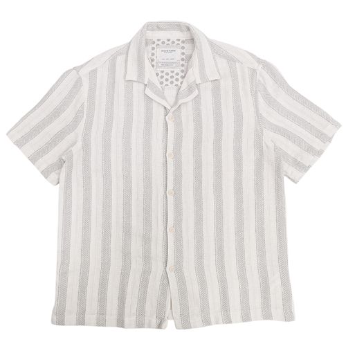 Camisa casual en color celeste con blanco de mangas cortas para hombre