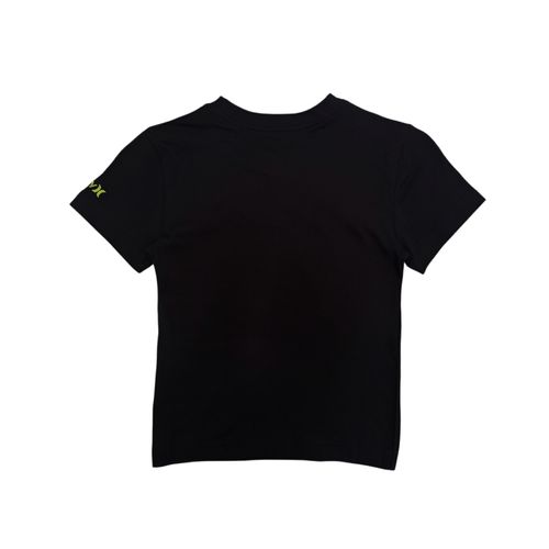 Camiseta color negro de cuello redondo y mangas cortas con diseño estampado para niño