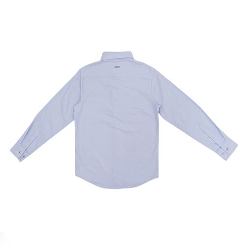 Camisa en color celeste de cuello tipo camisero y mangas largas para niño