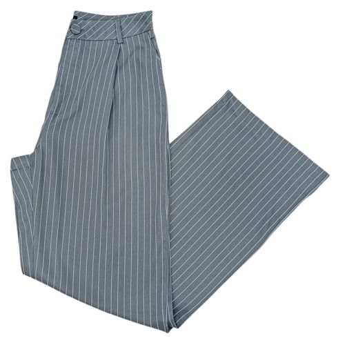 Pantalón straight color gris casual para mujer