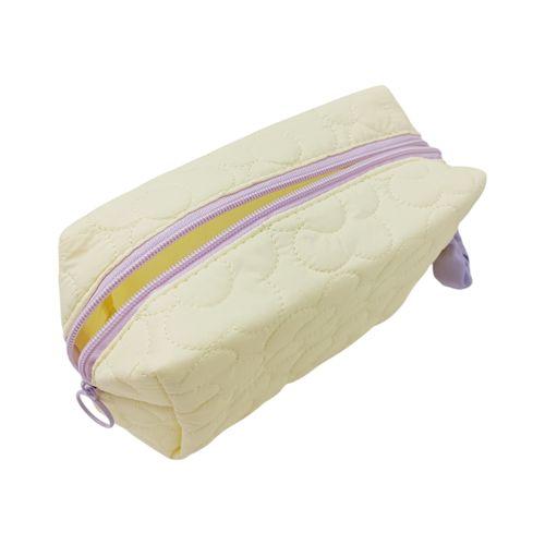 Cosmetiquera color amarillo con textura para mujer