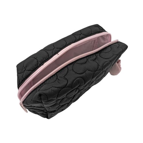 Cosmetiquera color negro con textura para mujer