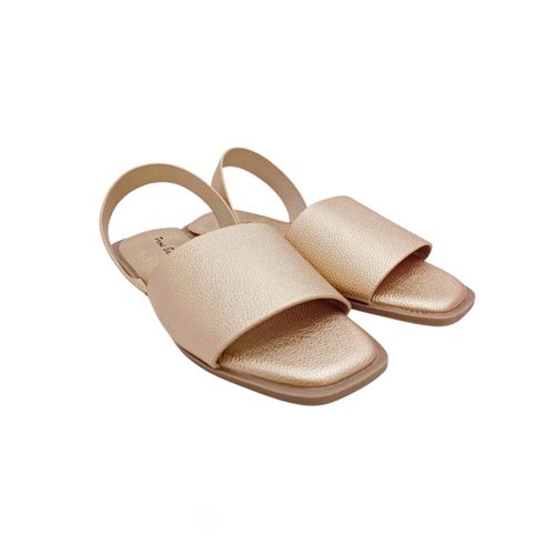 Flat semi-abierta en color dorado para mujer