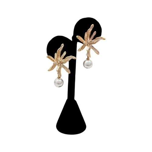 Aretes en forma de cascada en color dorado para mujer