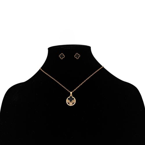 Set de cadena y dije con diseño de trébol color dorado para mujer