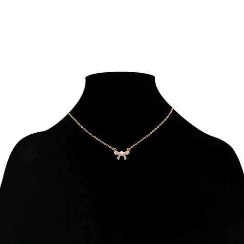 Cadena en color dorado con detalle de relieve de chonga para mujer